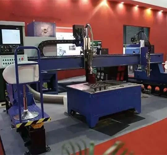 HNC-4000真穴HD高解像度精密CNCプラズマ切断機