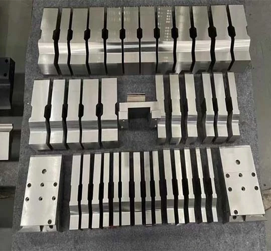 Salvagniniプレスブレーキツーリング